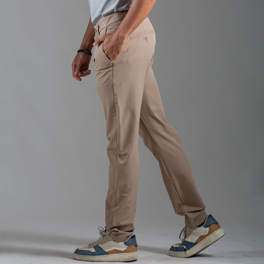 Calça Reta New Horizon Caqui