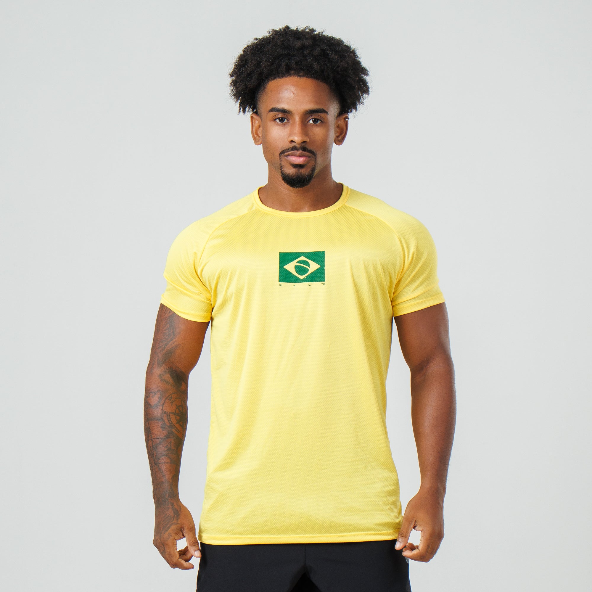 Camiseta Dry Fit Brasão Amarelo Bandeira
