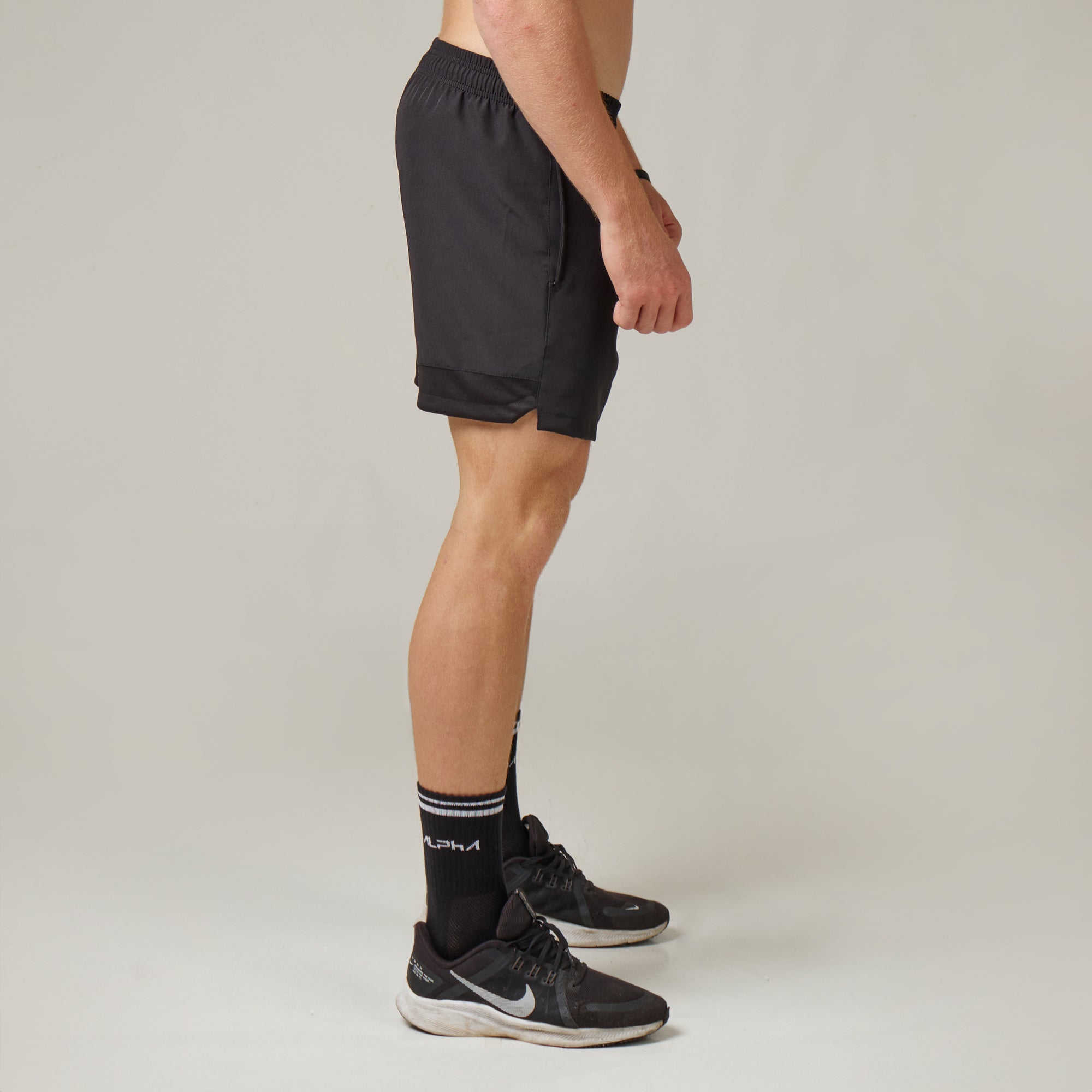 Short Aero Pulse Fluid Preto