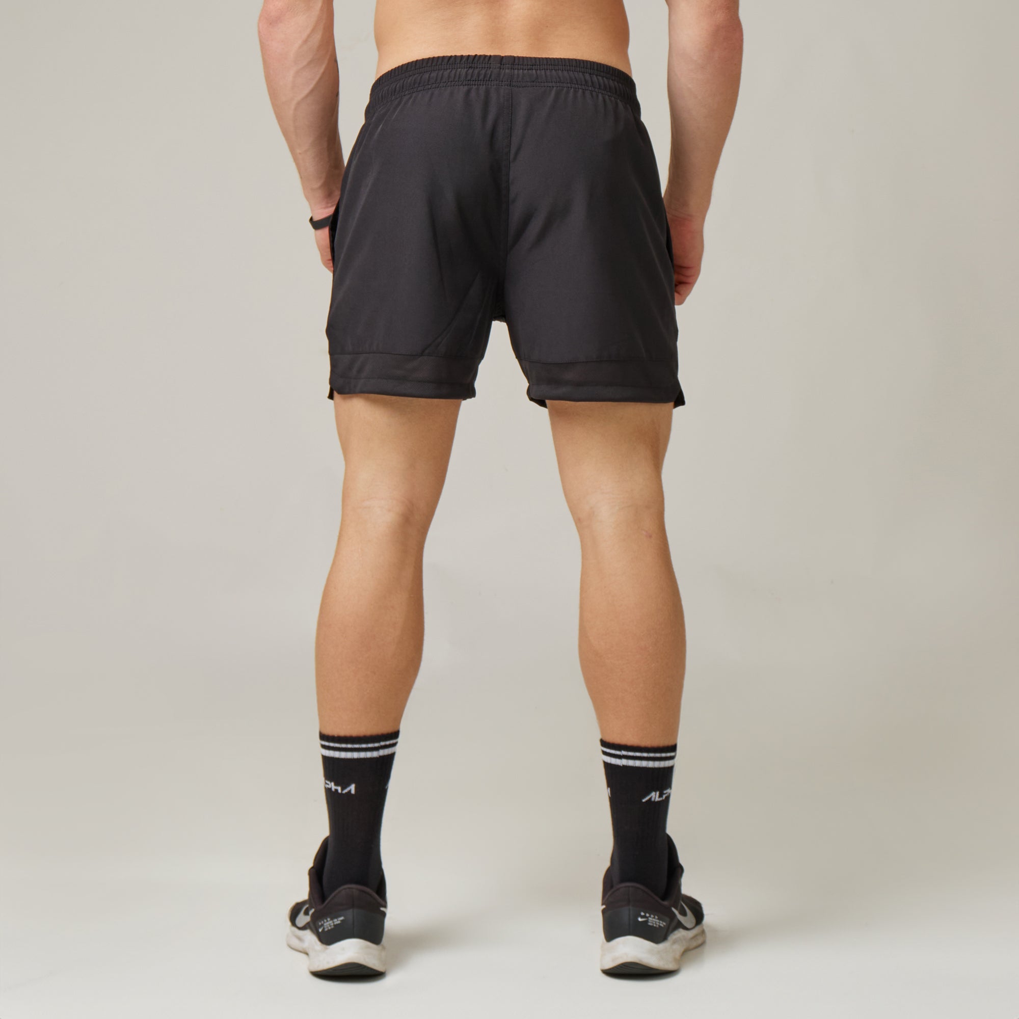 Short Aero Pulse Fluid Preto